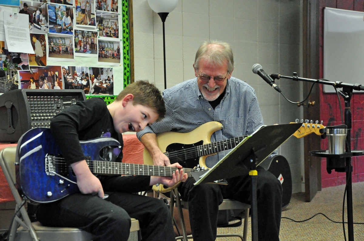 Paul Howard - Guitar Lessons - recital.